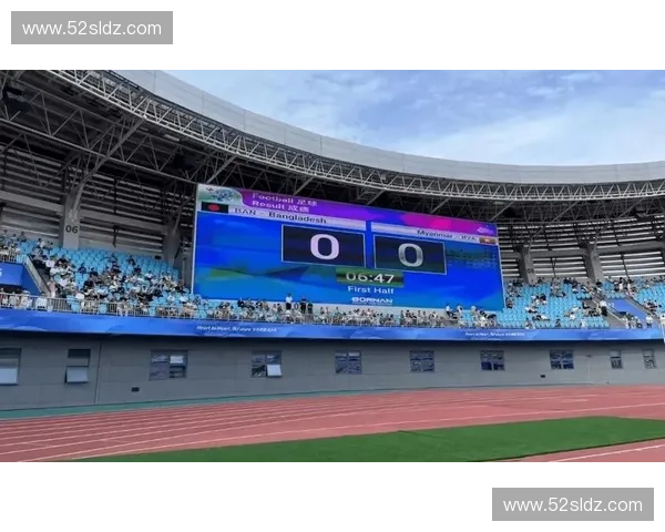 体育记者亲历比赛背后故事 揭秘场馆内外那些鲜为人知的瞬间 体育记者亲历比赛背后故事 揭秘场馆内外那些鲜为人知的瞬间